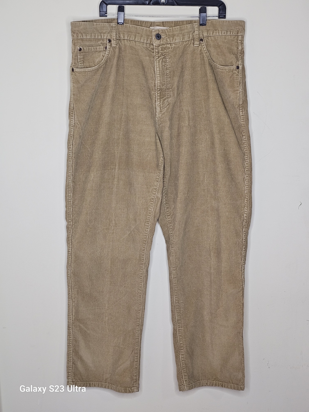 L.L. Bean Men's Corduroy Pants in Tan